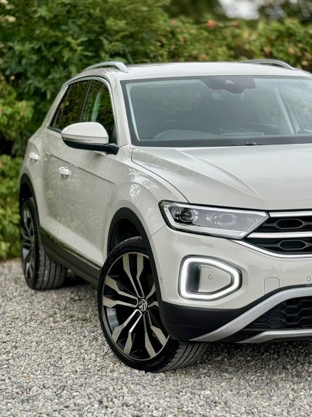 2023 Volkswagen T-Roc - photo 4