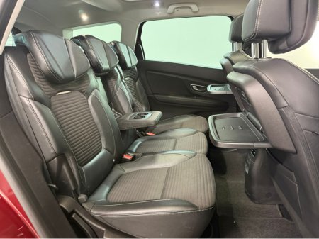2021 Renault Grand Scenic - photo 8