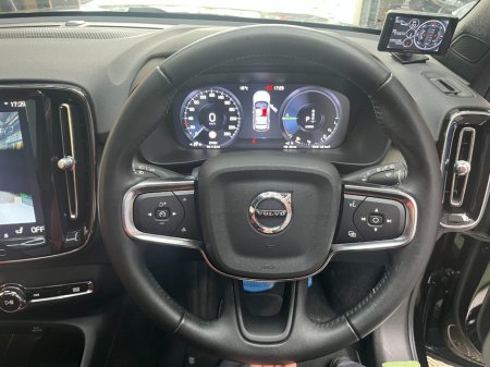 2021 Volvo XC40 - photo 10