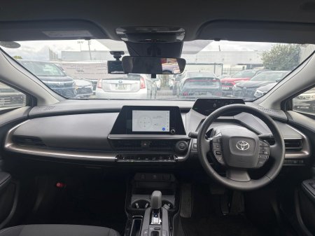 2024 Toyota Prius - photo 13
