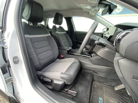 2024 Citroen e-C4 - photo 4
