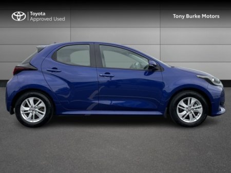 2022 Toyota Yaris - photo 3