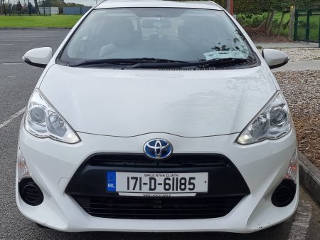 2017 Toyota Aqua - photo 5