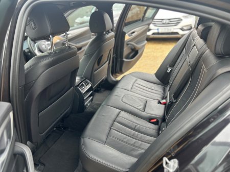 2018 BMW 5-Series - photo 14