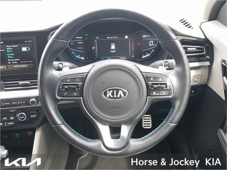2020 Kia Niro - photo 11