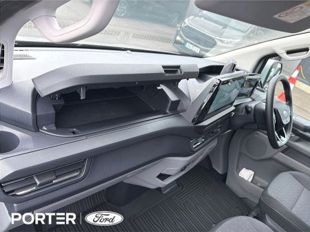 2026 Ford Transit Custom - photo 21