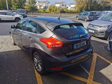 2016 Ford Focus - photo 15