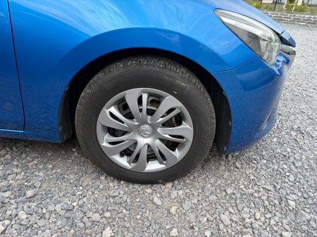 2017 Mazda Demio - photo 36