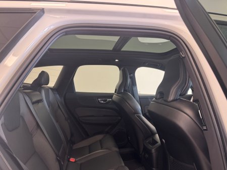2022 Volvo XC60 - photo 7