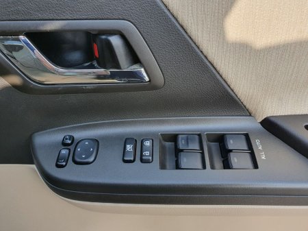2013 Toyota Alphard - photo 11