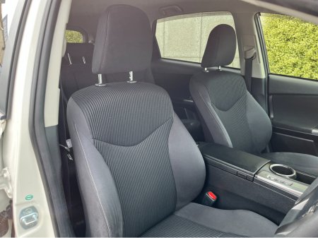 2015 Toyota Prius - photo 13