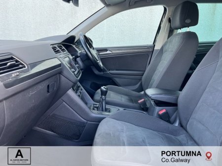 2016 Volkswagen Tiguan - photo 4
