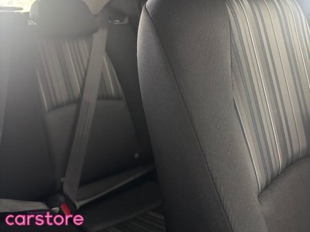 2022 Mazda Mazda2 - photo 15