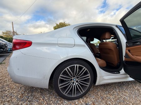 2019 BMW 5-Series - photo 24