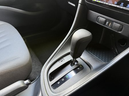 2022 Toyota Yaris - photo 15