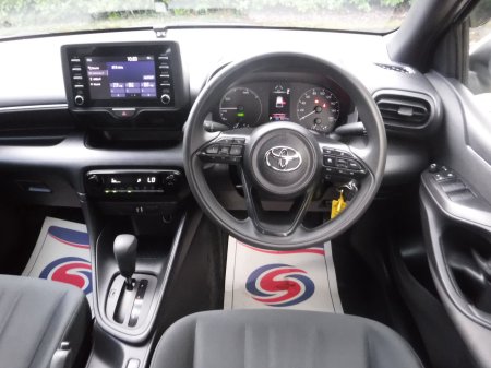 2021 Toyota Yaris - photo 7