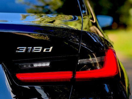 2021 BMW 3-Series - photo 6