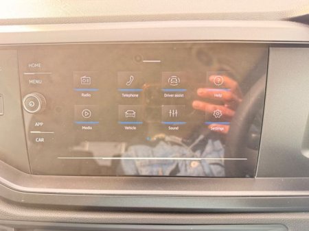2025 Volkswagen Polo - photo 27