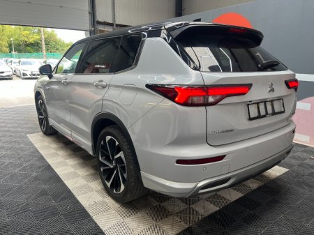 2022 Mitsubishi Outlander - photo 5