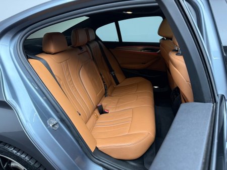 2019 BMW 5-Series - photo 11