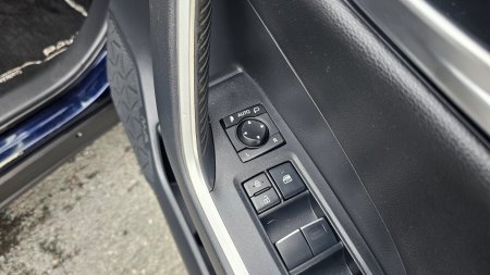 2019 Toyota RAV4 - photo 12