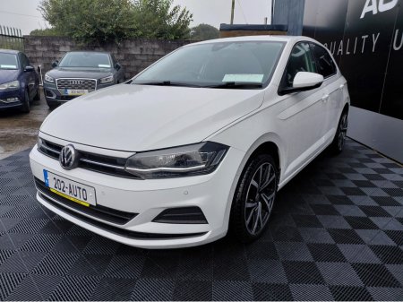 2020 Volkswagen Polo - photo 2