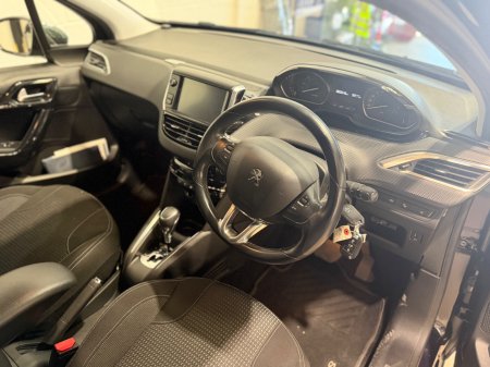 2018 Peugeot 208 - photo 10