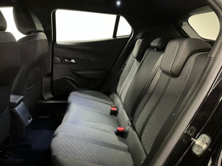 2024 Peugeot 2008 - photo 8