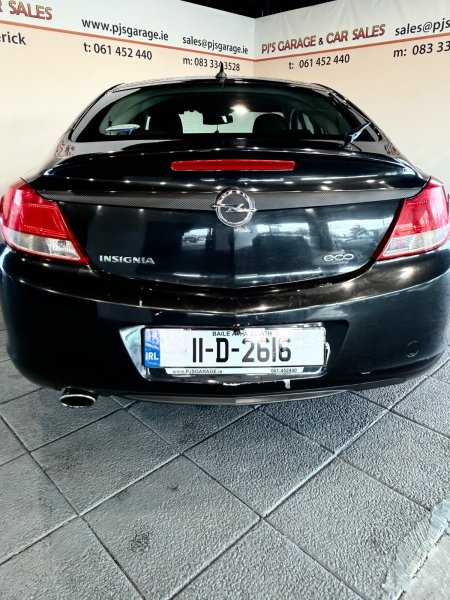 2011 Opel Insignia - photo 6