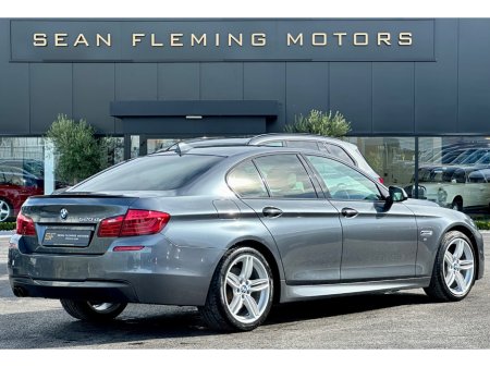 2017 BMW 5-Series - photo 2