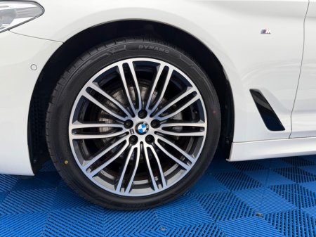 2018 BMW 5-Series - photo 13