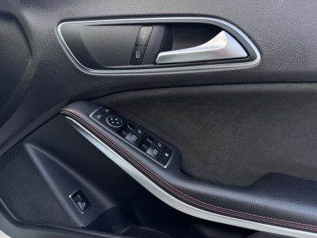2018 Mercedes-Benz CLA - photo 15