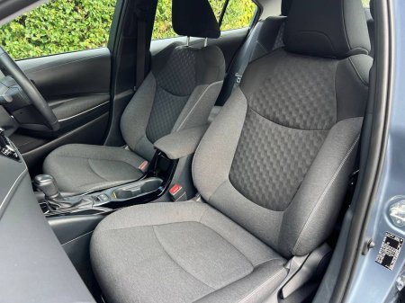 2023 Toyota Corolla - photo 6