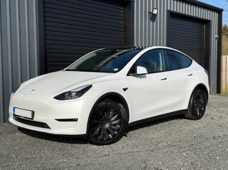 2022 Tesla Model Y Long-Range Dual Motor AWD