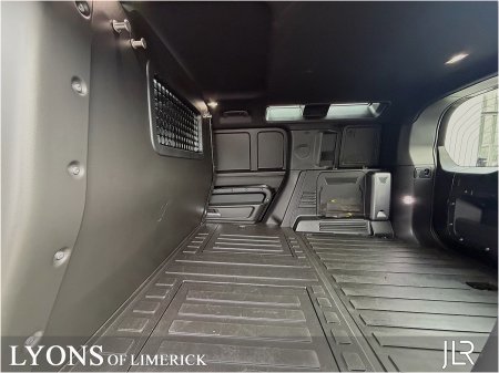2024 Land Rover Defender - photo 5
