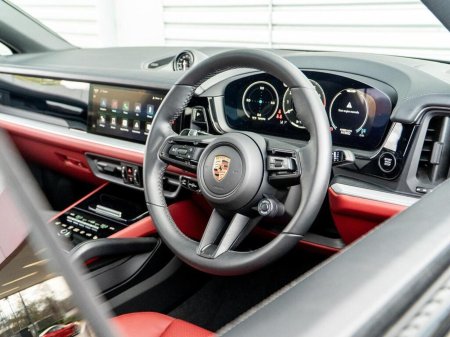 2024 Porsche Cayenne - photo 6