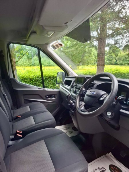 2021 Ford Transit - photo 8