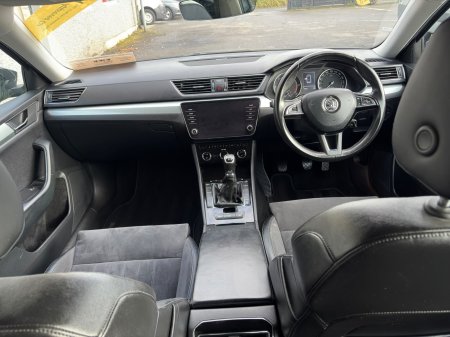 2018 Skoda Superb - photo 15