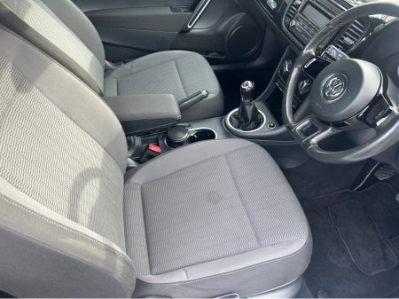 2014 Volkswagen Beetle - photo 6