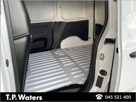 2025 Fiat Doblo - photo 10