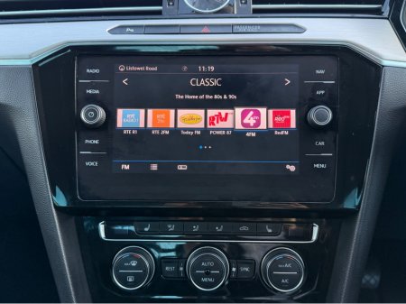 2018 Volkswagen Passat - photo 17