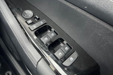 2023 Kia Sportage - photo 16