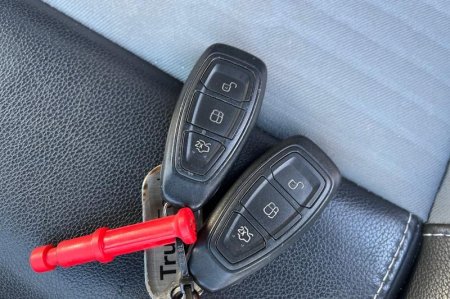 2017 Ford Fiesta - photo 22