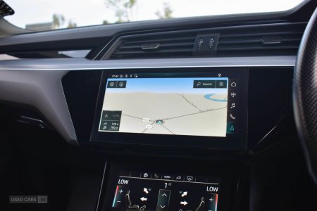 2022 Audi e-tron - photo 14
