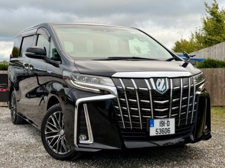 2019 Toyota Alphard - photo 3