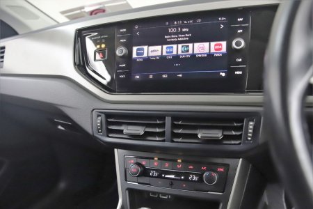 2018 Volkswagen Polo - photo 24