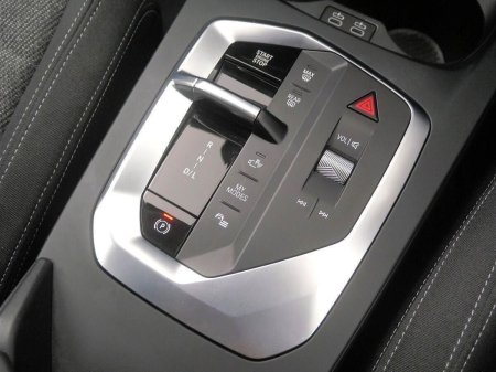 2026 BMW 1-Series - photo 9