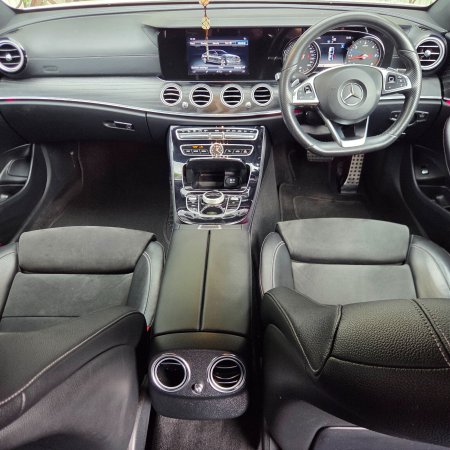 2017 Mercedes-Benz E-Class - photo 11