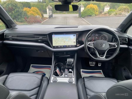2023 Volkswagen Touareg - photo 13