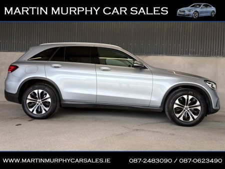 2022 Mercedes-Benz GLC - photo 2